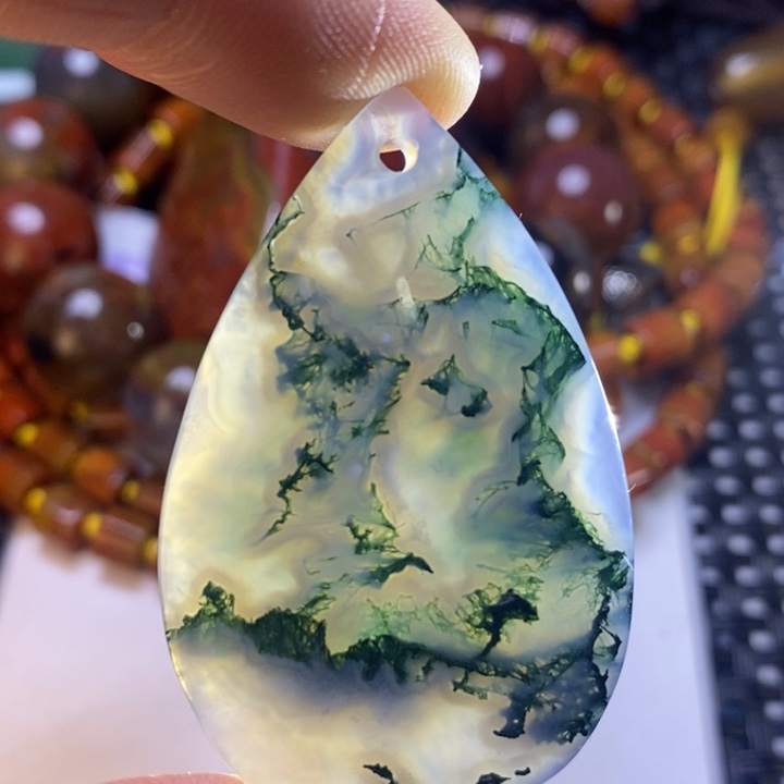 玛瑙/玉髓颈饰未镶嵌