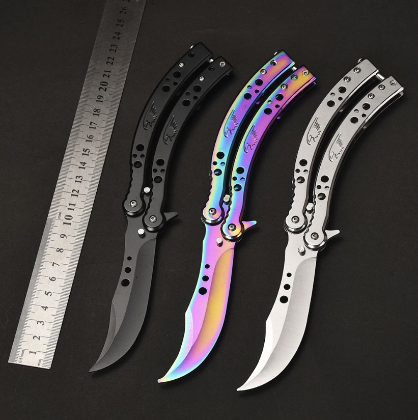 30套 csgo箱子钥匙蝴蝶刀周边模型道具 直播在售