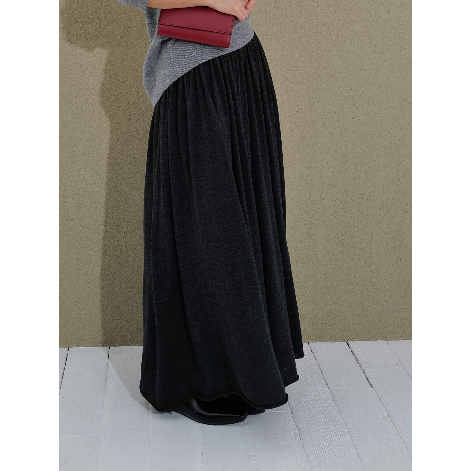 510克初剪羊毛 深灰色松紧腰捻褶针织大摆长款半身裙百褶裙202500