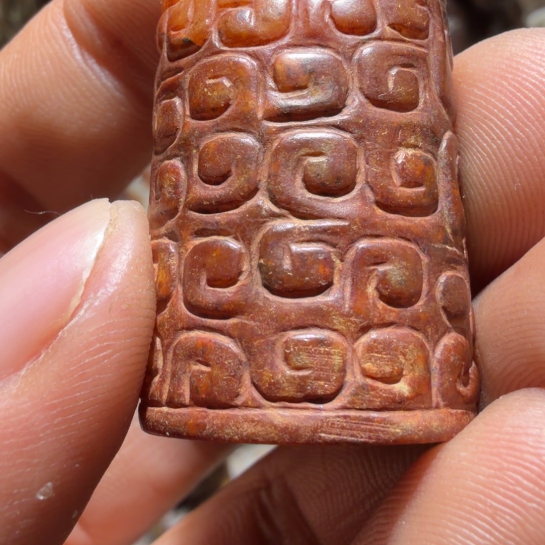 求***奇和田玉（糖玉）未镶嵌颈饰