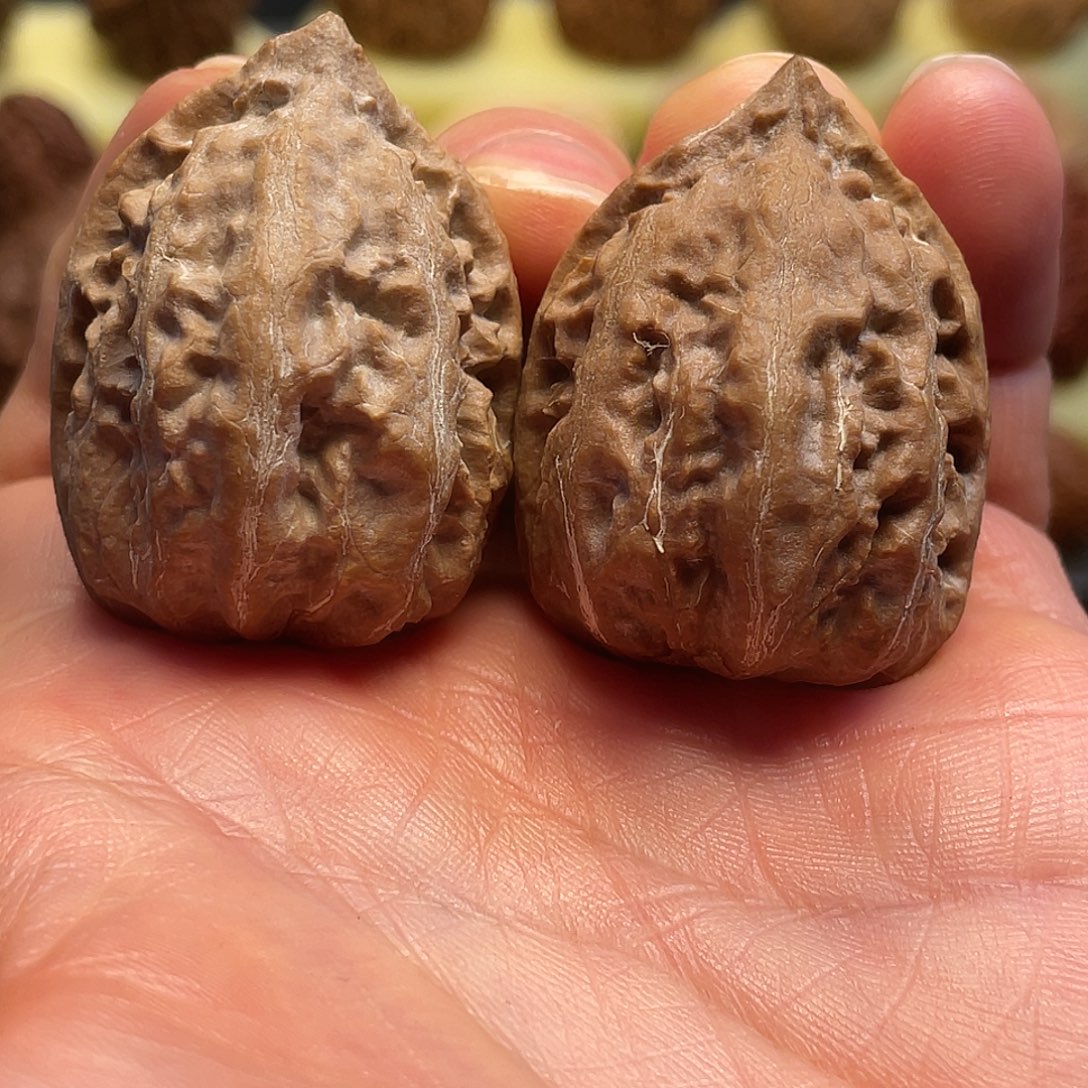 猴头核桃吊坠无名练手默认瑕疵文玩核桃12号