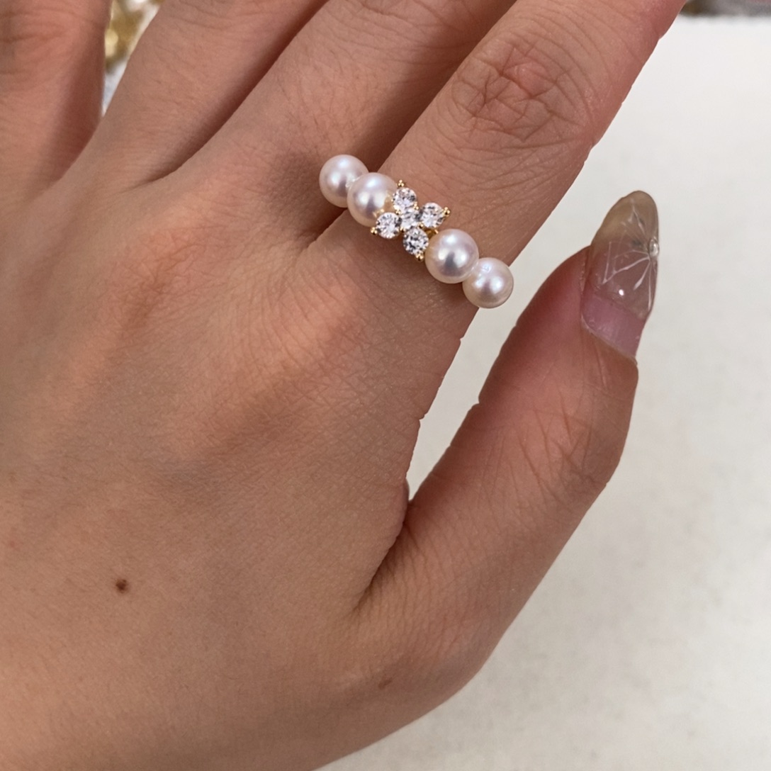 银S925镶嵌海水珍珠耳饰