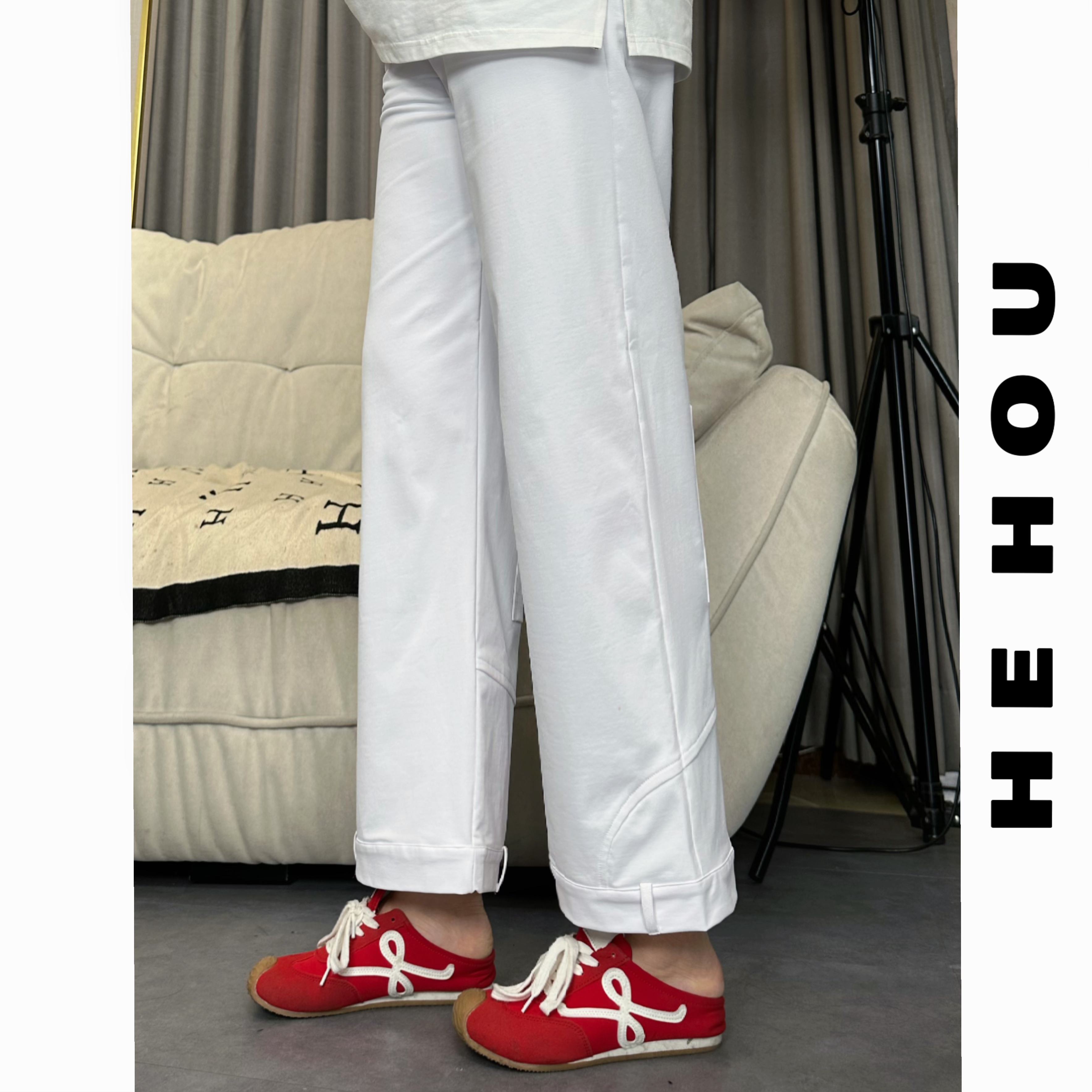 505630 和后大码 运动直筒夏季透气休闲裤弹力宽松时尚女款户外