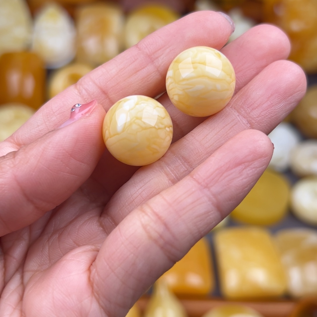 琥珀颈饰未镶嵌豆****胶纯天然琥珀蜜蜡无优化