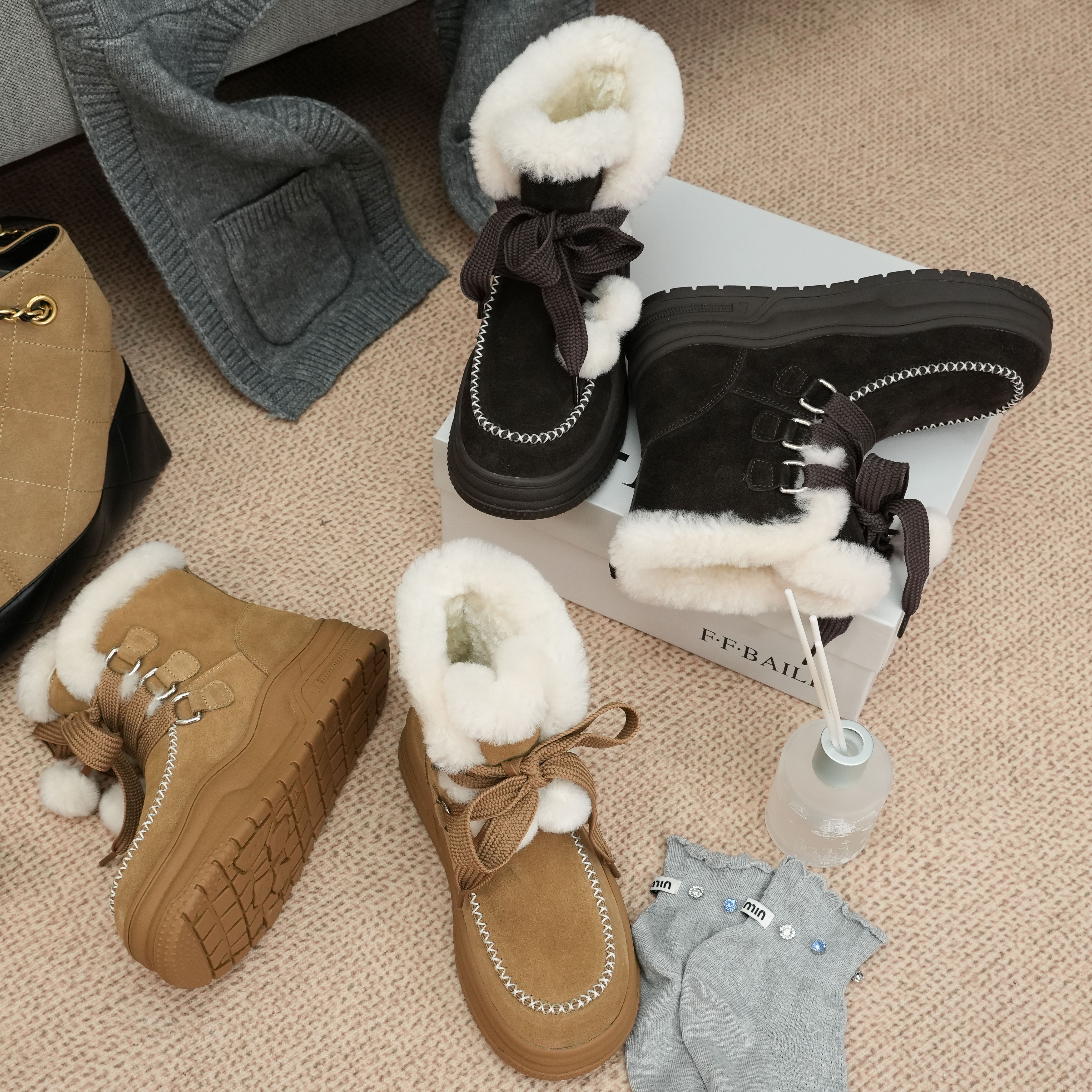 冬季新款加绒保暖休闲靴子百搭女款厚底加厚雪地靴 X 检 0014