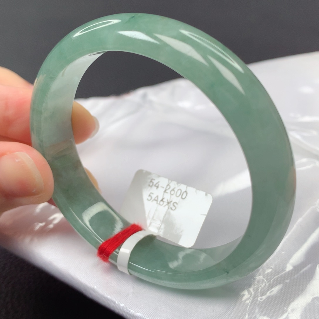 【闪购商品】翡翠手镯未镶嵌60号贵妃xs54