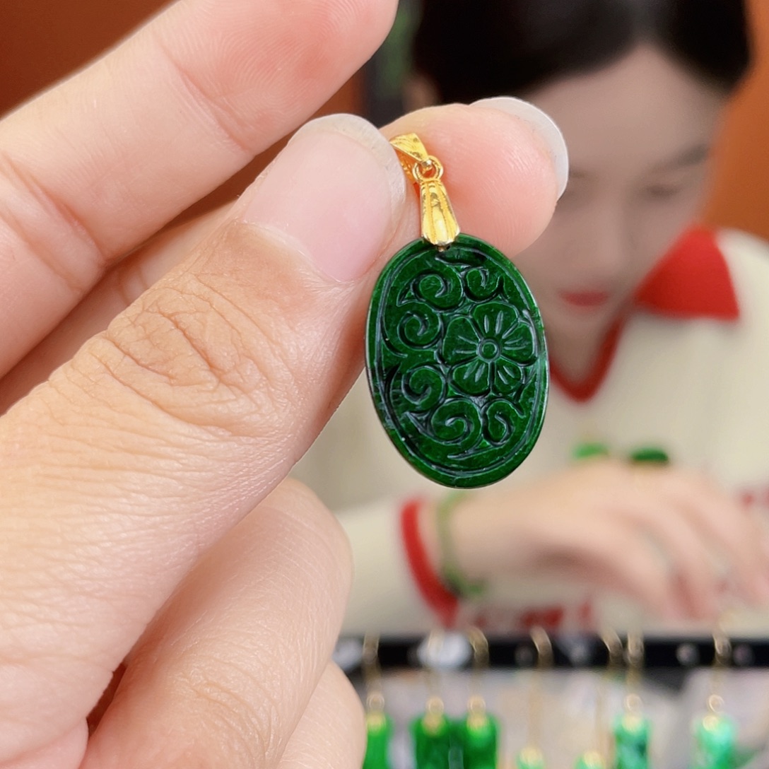 翡翠未镶嵌耳饰饰品