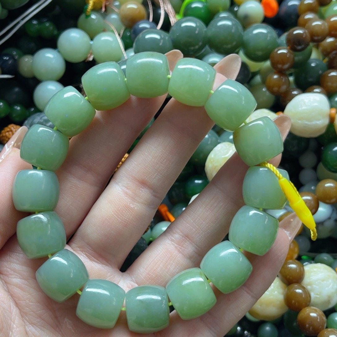 和田玉手链未镶嵌