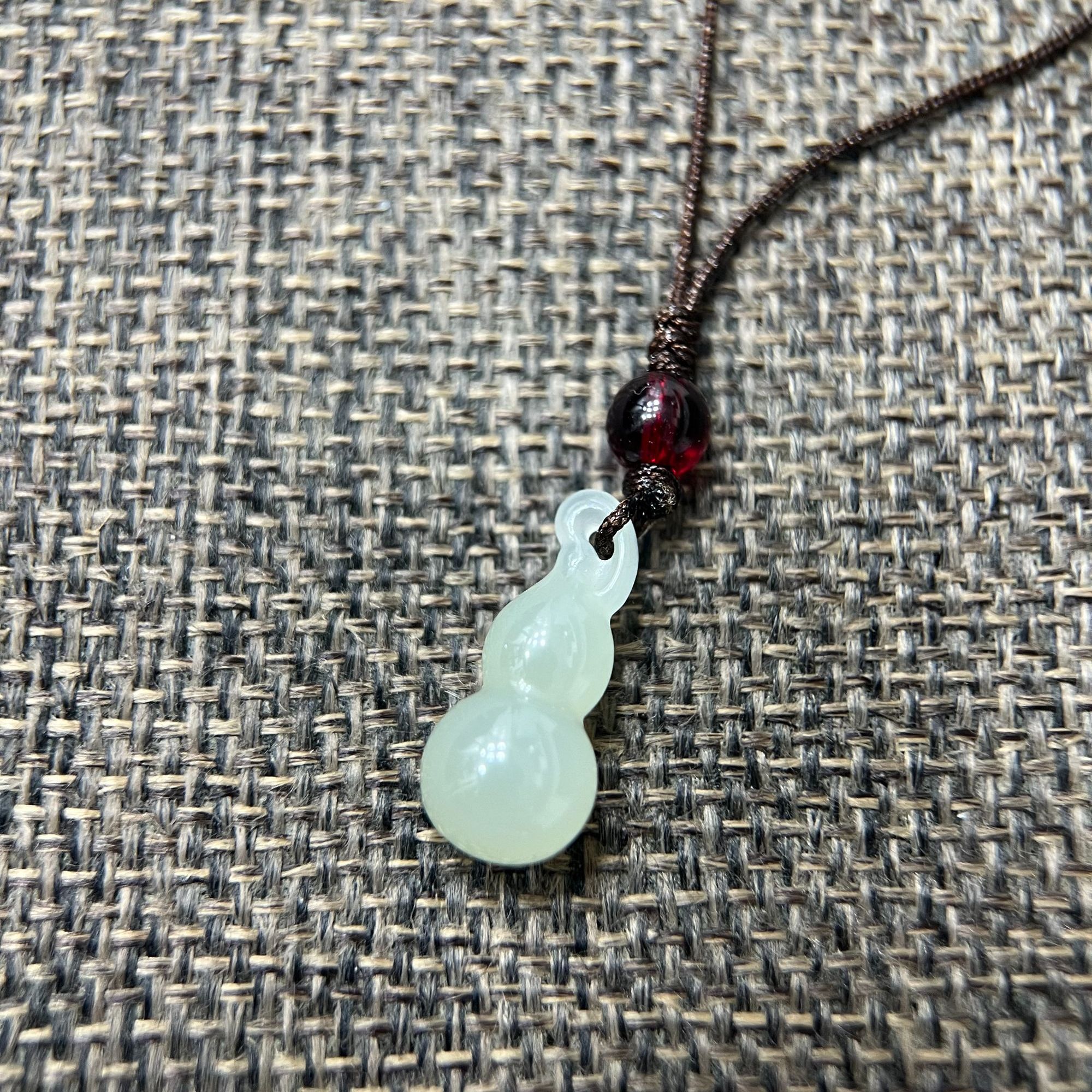 和田玉高冰小葫芦吊坠手机挂坠钥匙挂坠尺寸：22mmX10mm