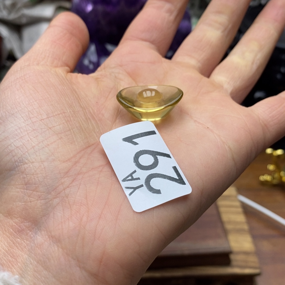 未镶嵌水晶大型摆件（非配饰）