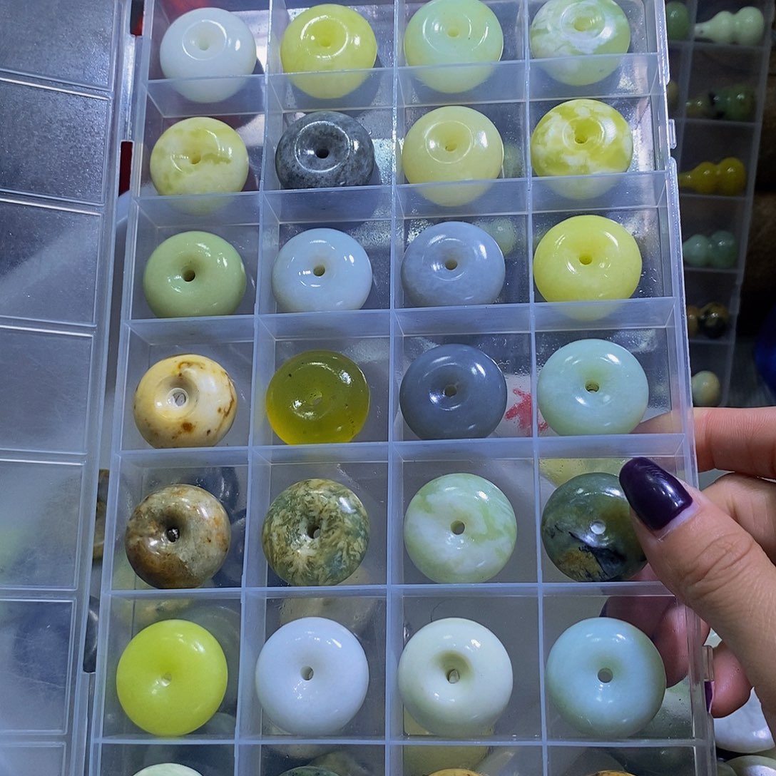 未镶嵌蛇纹石玉其他54