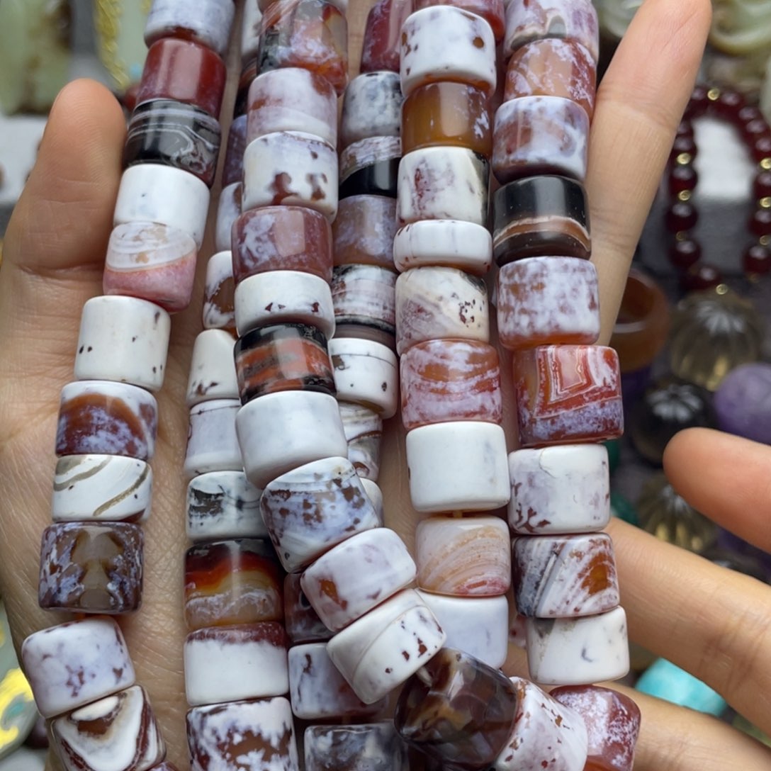 玛瑙/玉髓颈饰未镶嵌小*鱼