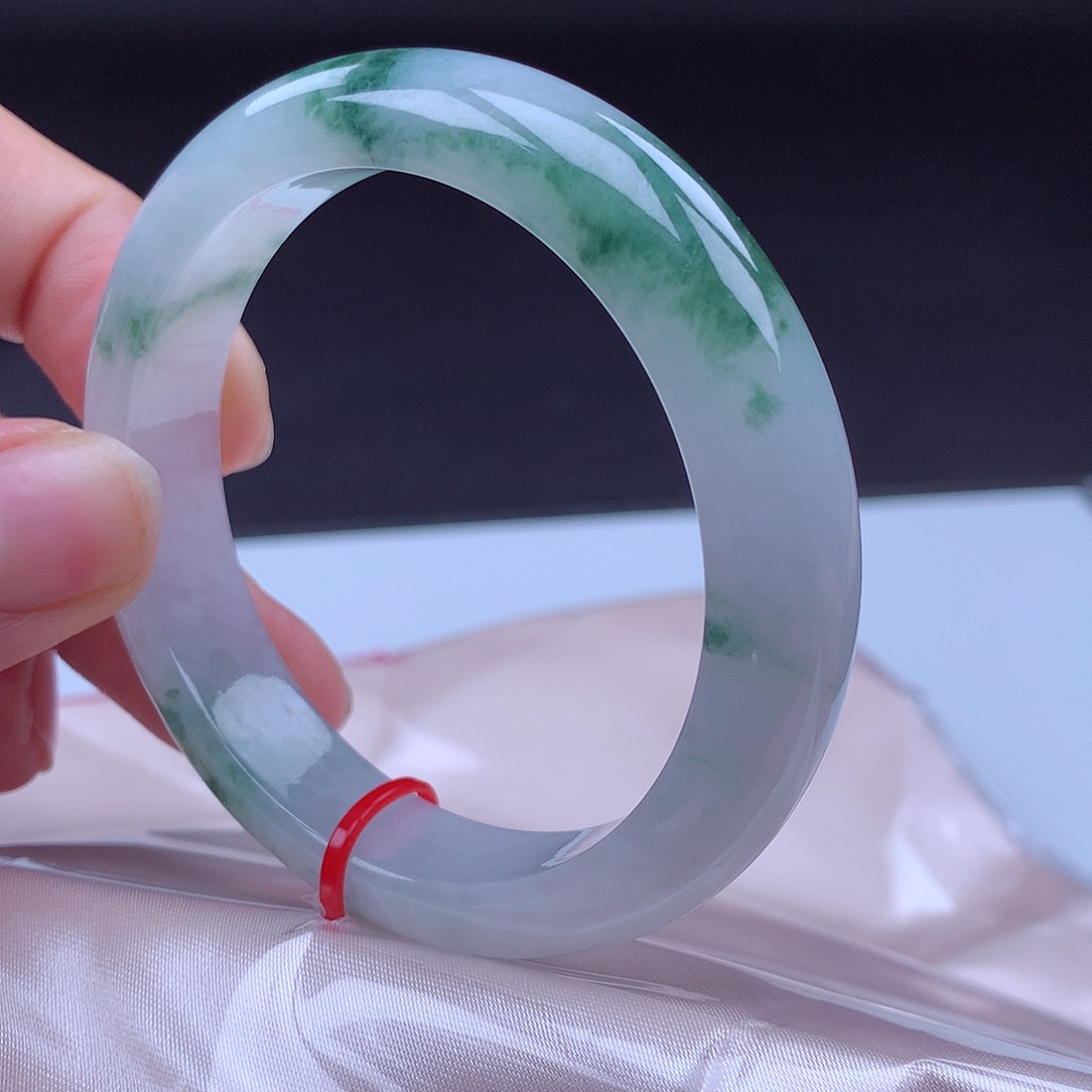 乔***3翡翠未镶嵌手镯手镯002046