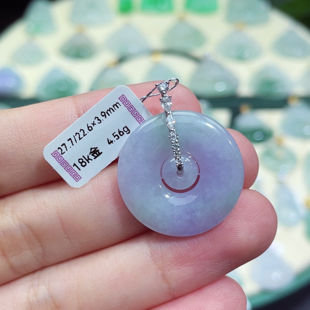 颈饰18K金镶嵌翡翠平安扣