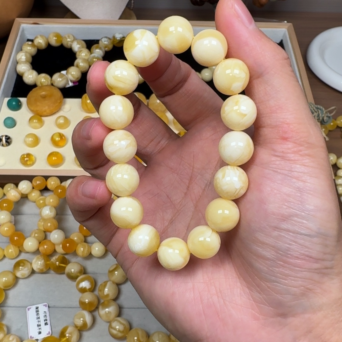 蜜蜡未镶嵌裸石12加浓白蜡瓷白花16.9克