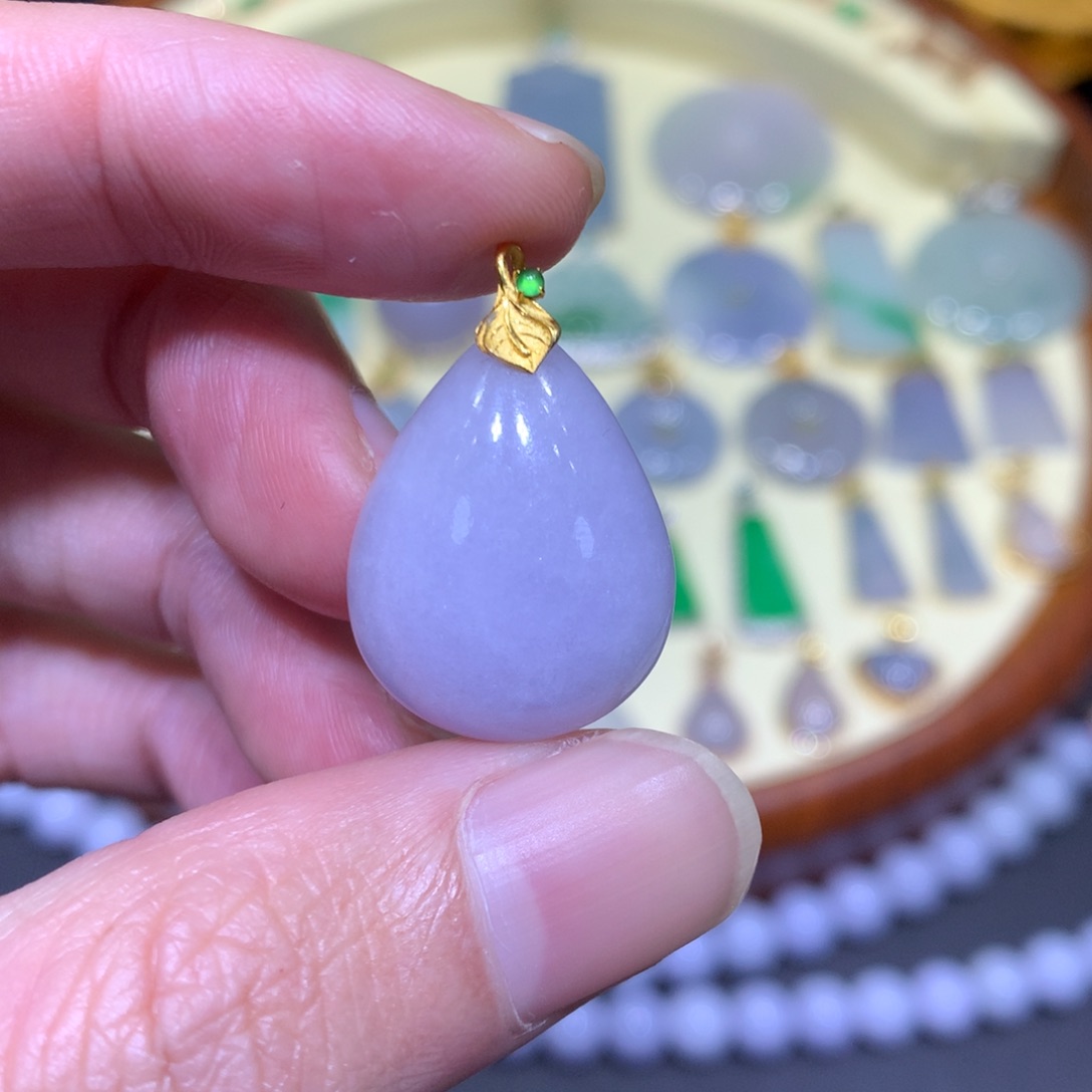 翡翠吊坠(不含链)18K金镶嵌