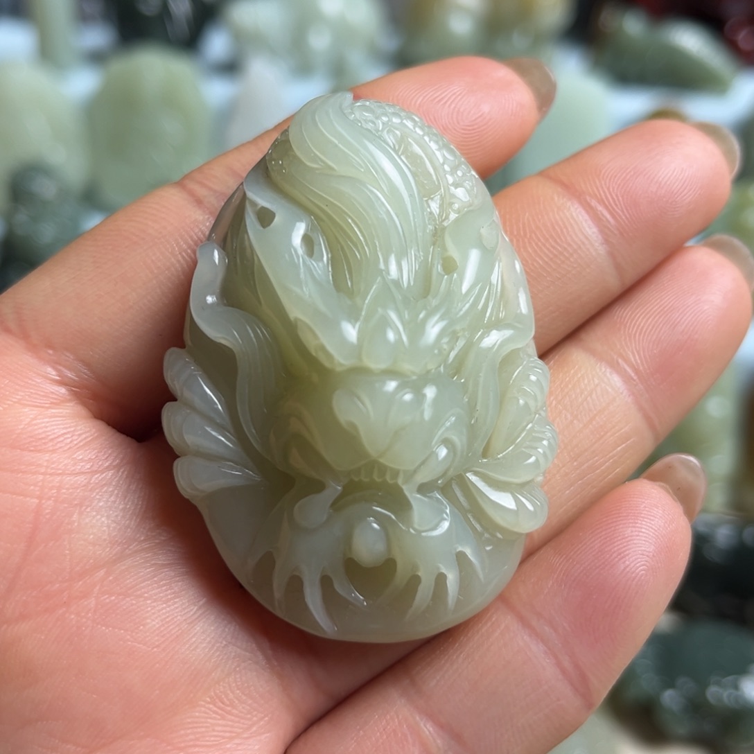 和田玉未镶嵌挂件