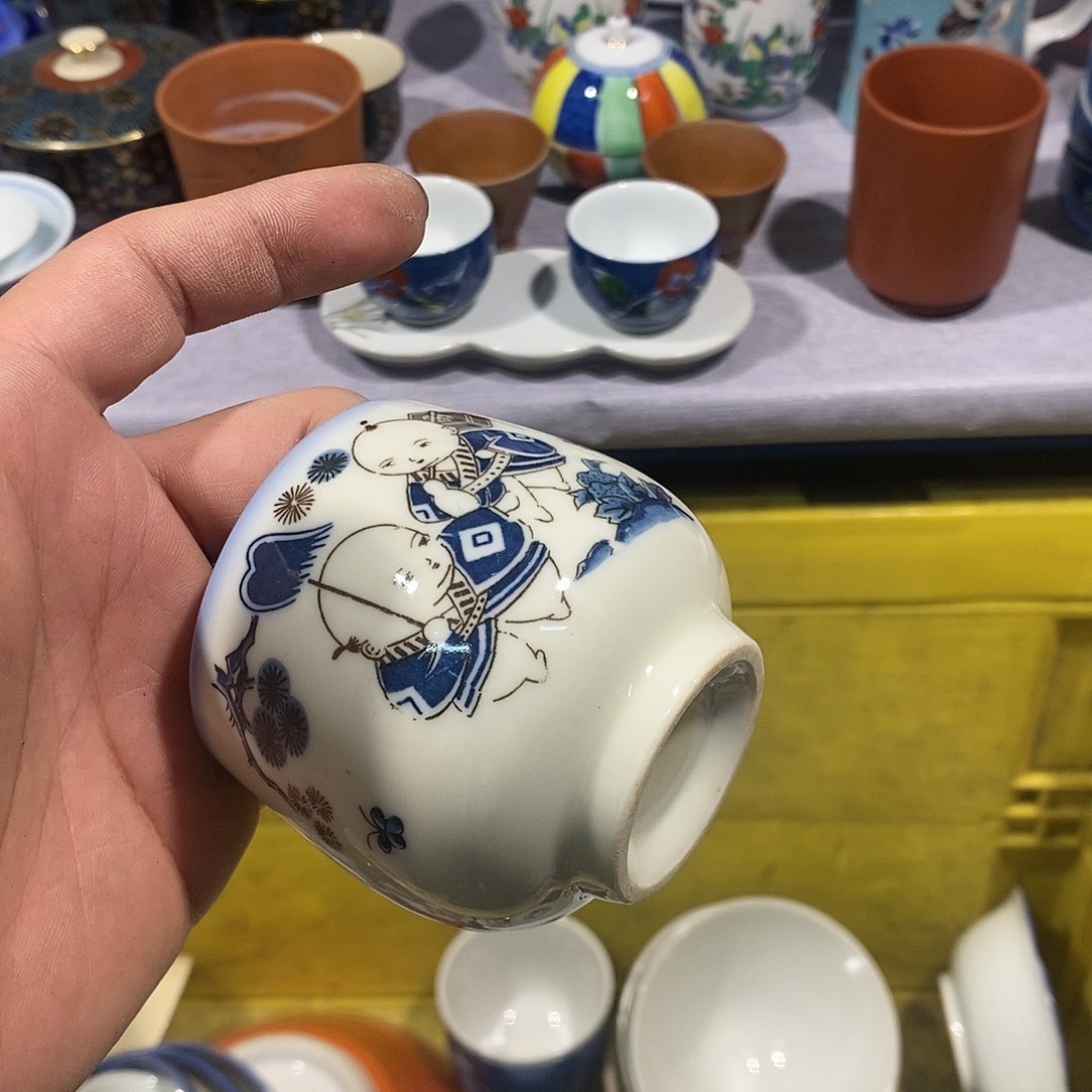 通***玥茶盏一点不觉得有那么一个