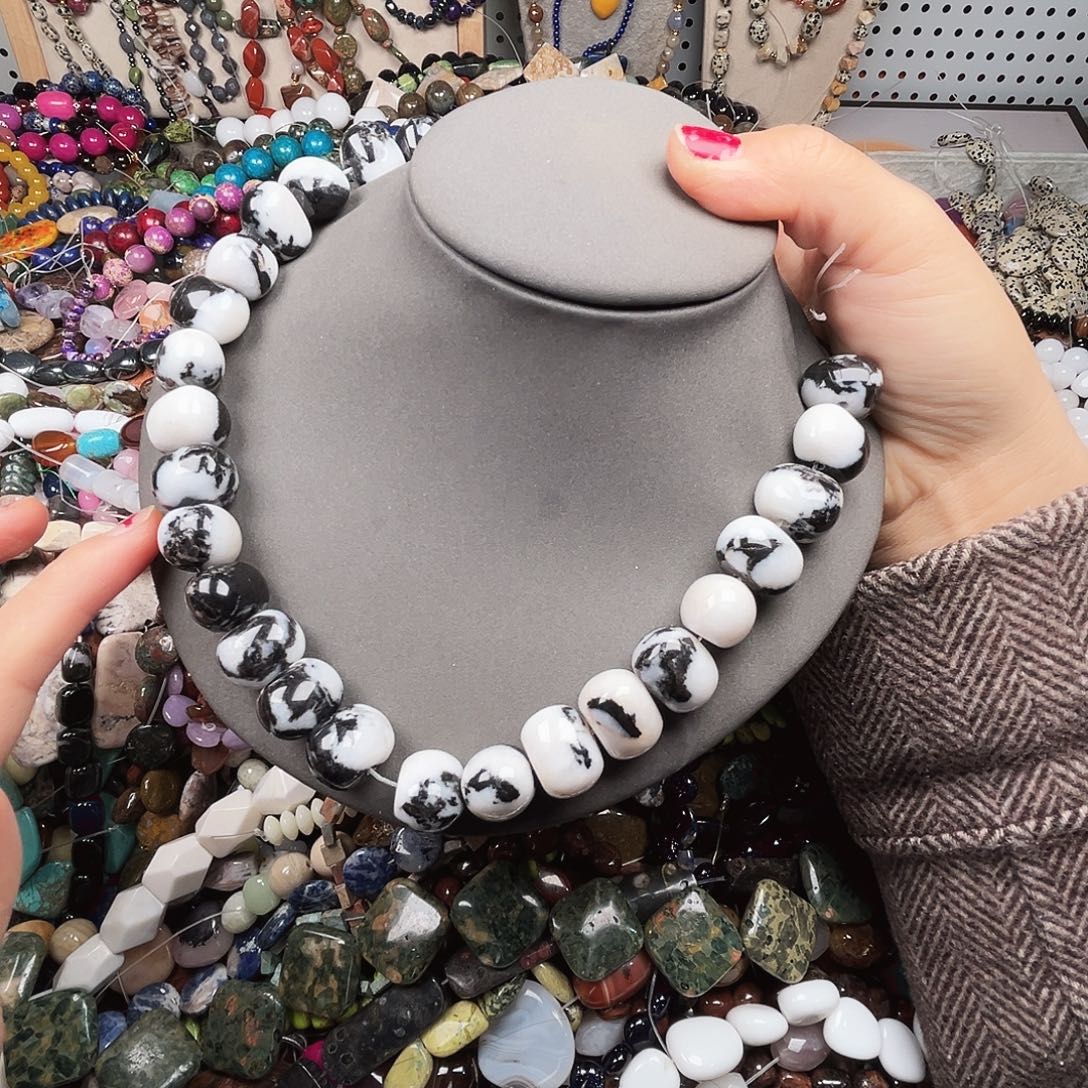 玛瑙/玉髓未镶嵌珠宝半成品水墨画三角