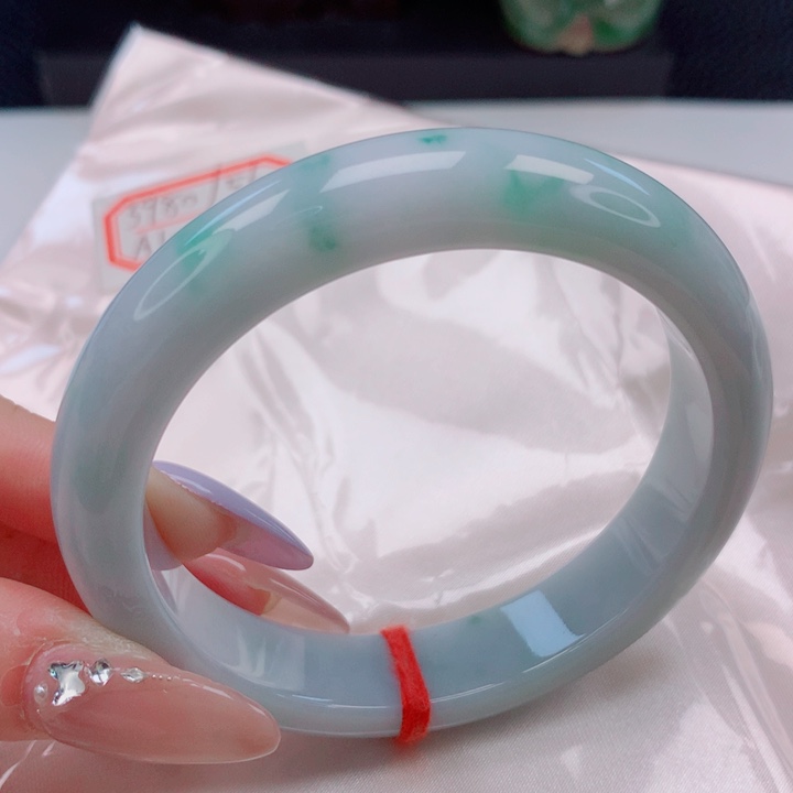 翡翠未镶嵌手镯56圈