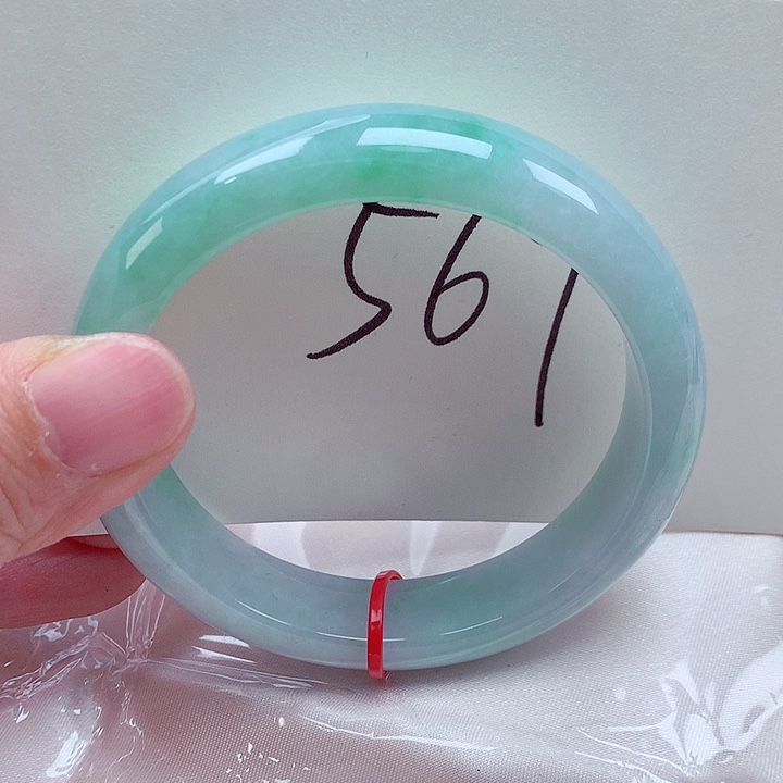 翡翠未镶嵌手镯翡翠