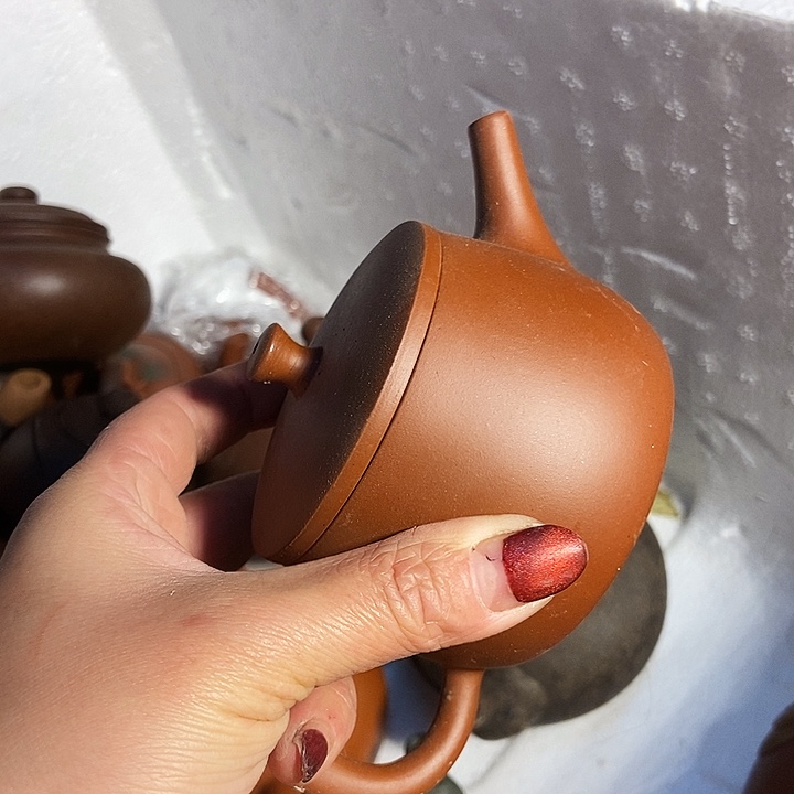 手工制作宜兴紫砂茶壶