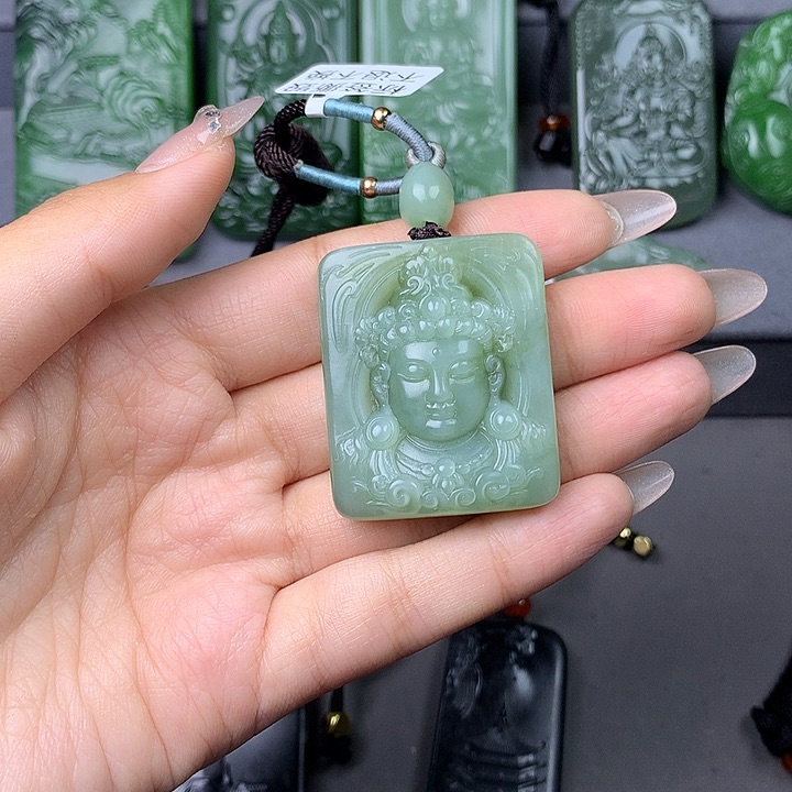 和田玉吊坠(不含链)未镶嵌一****开不退不换