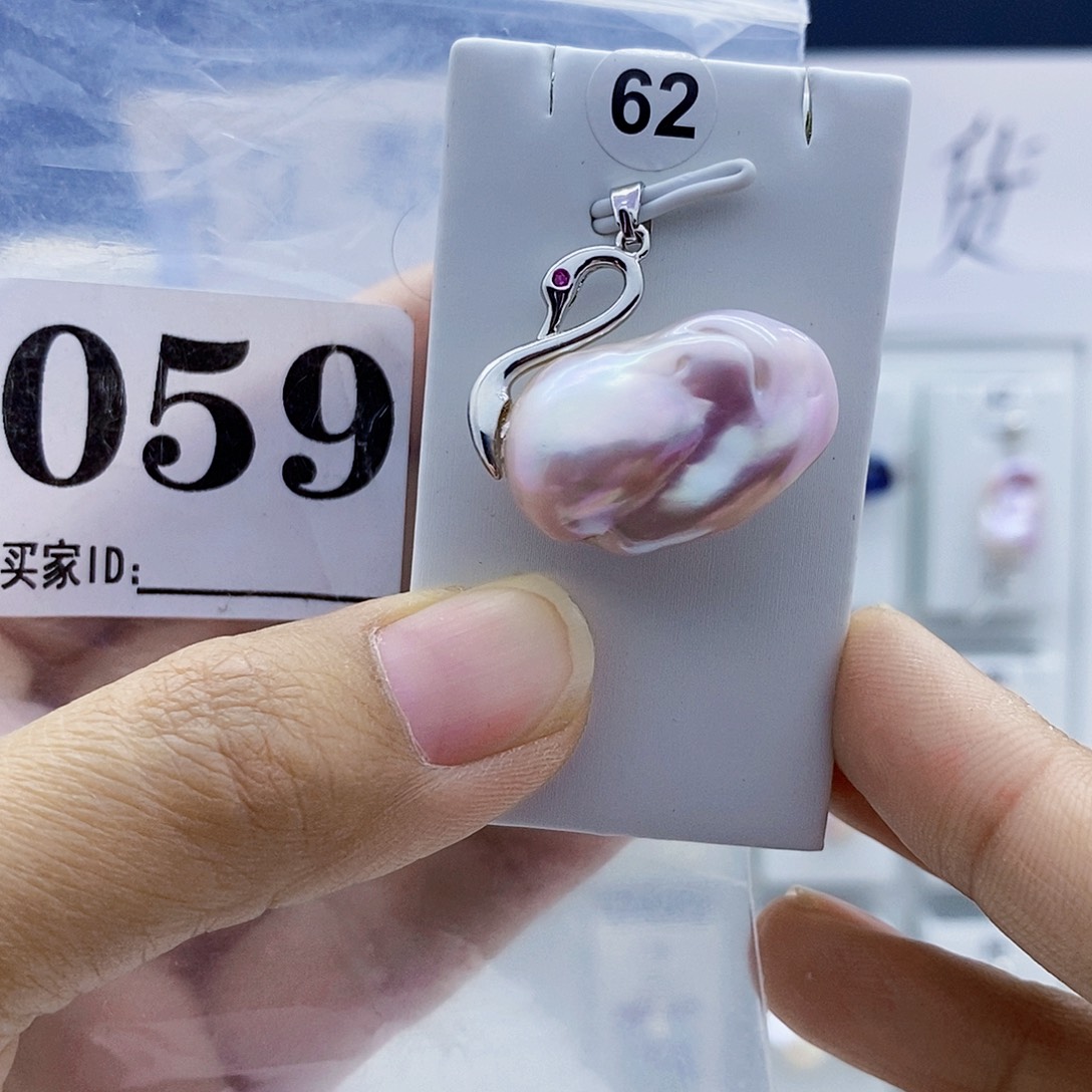 淡水珍珠颈饰钛钢