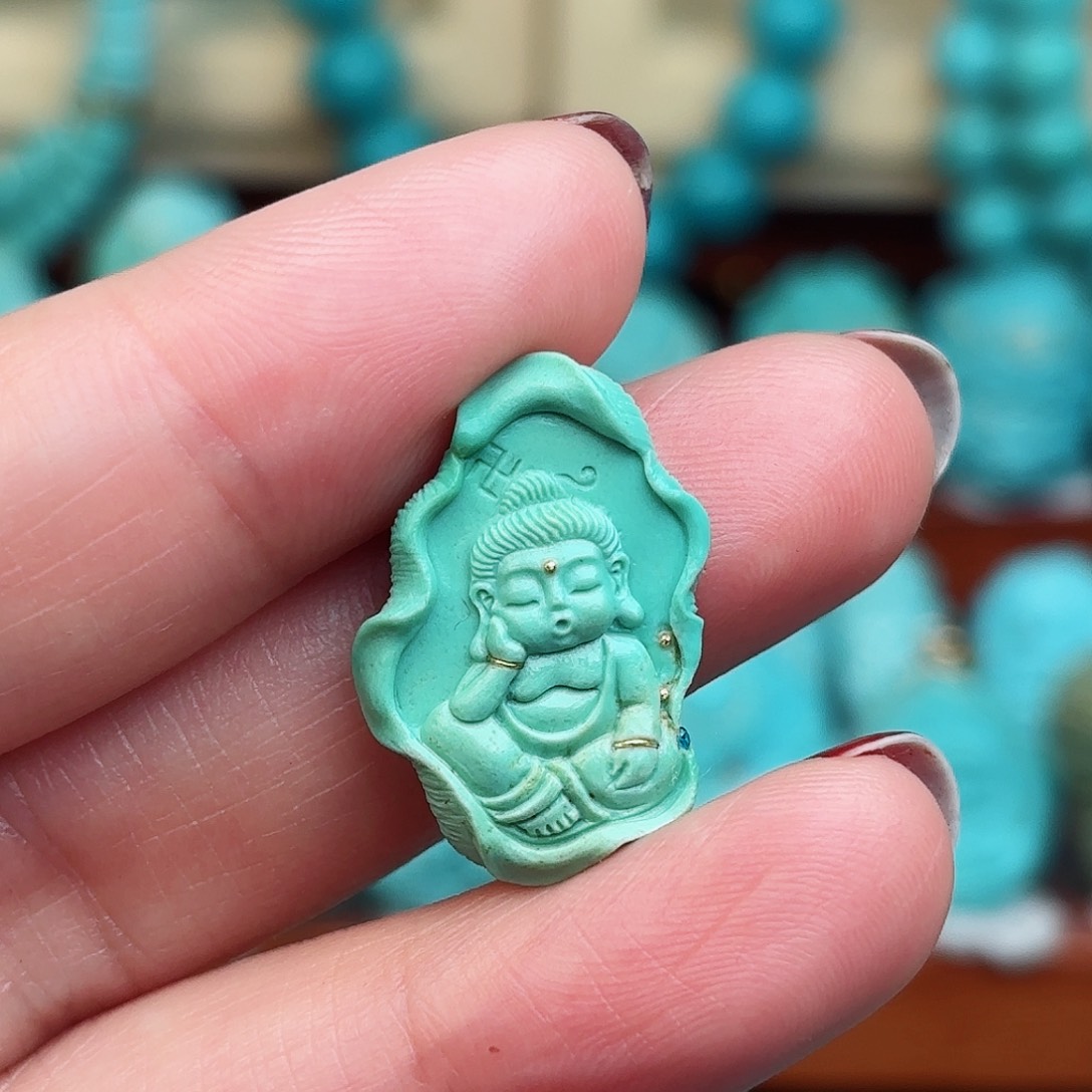 绿松石配饰未镶嵌