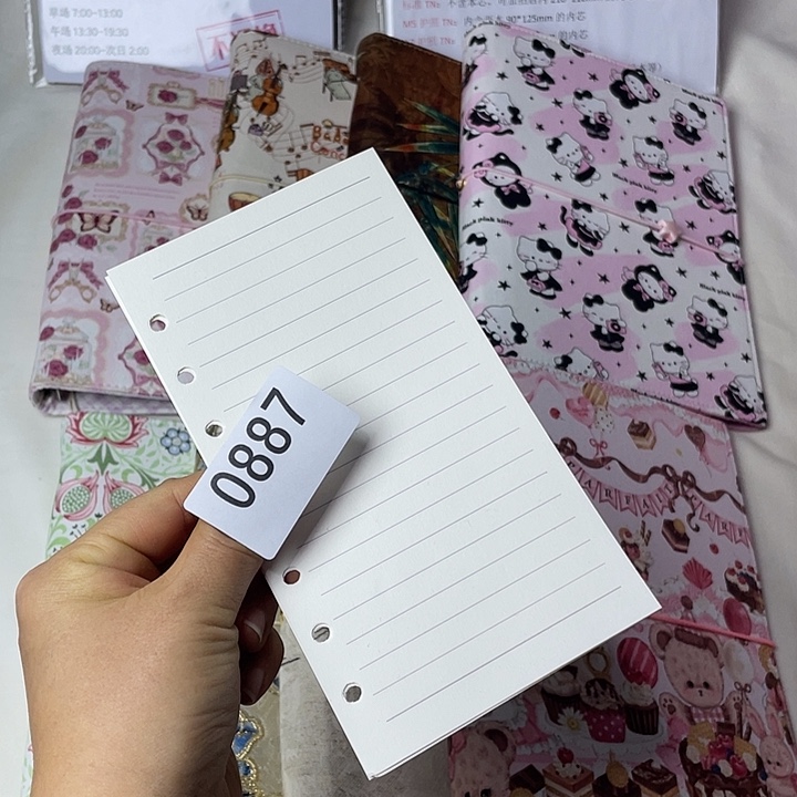 织绣A5 活页横线纸3份887