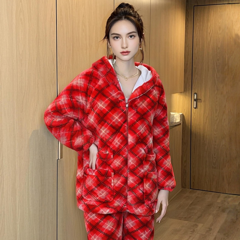 2026年新款雪花绒连帽冬季加厚款睡衣甜美保暖家居服加绒毛绒特厚