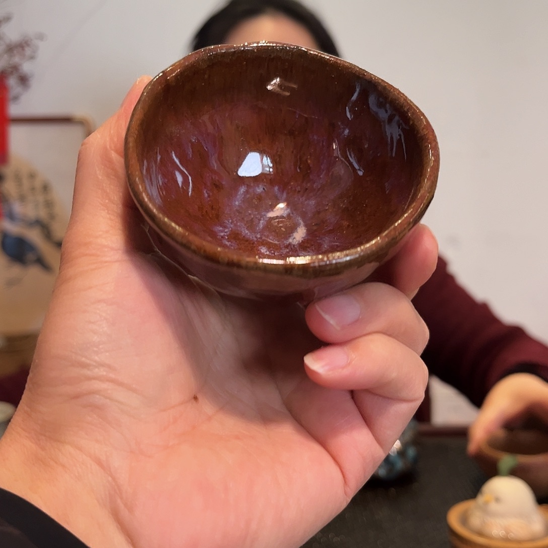 紫砂鈞釉粽色手捏杯
