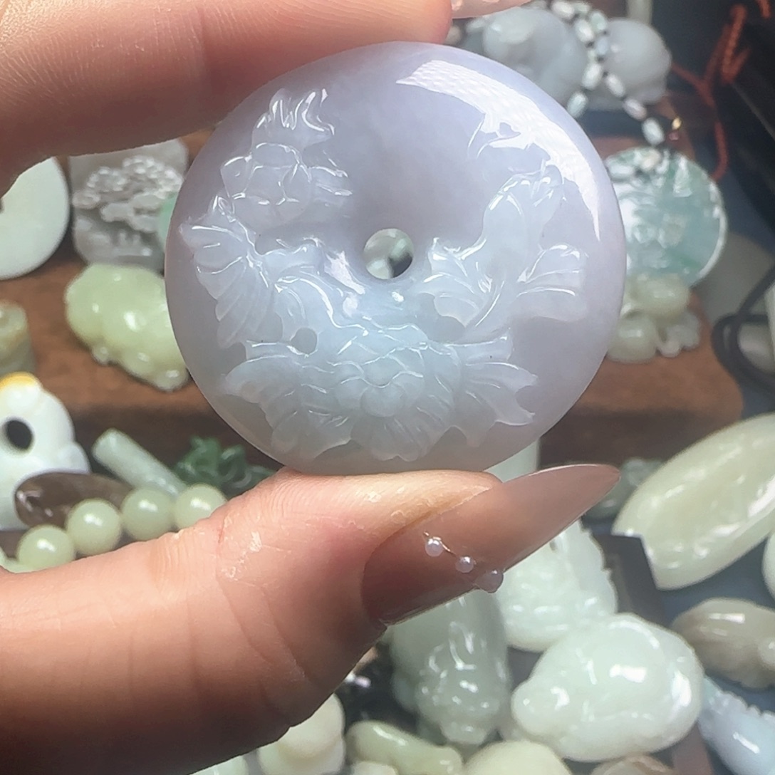 翡翠未镶嵌颈饰随****去