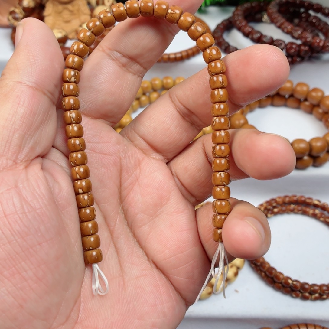 紫金鼠手串纯肉小老型，花皮