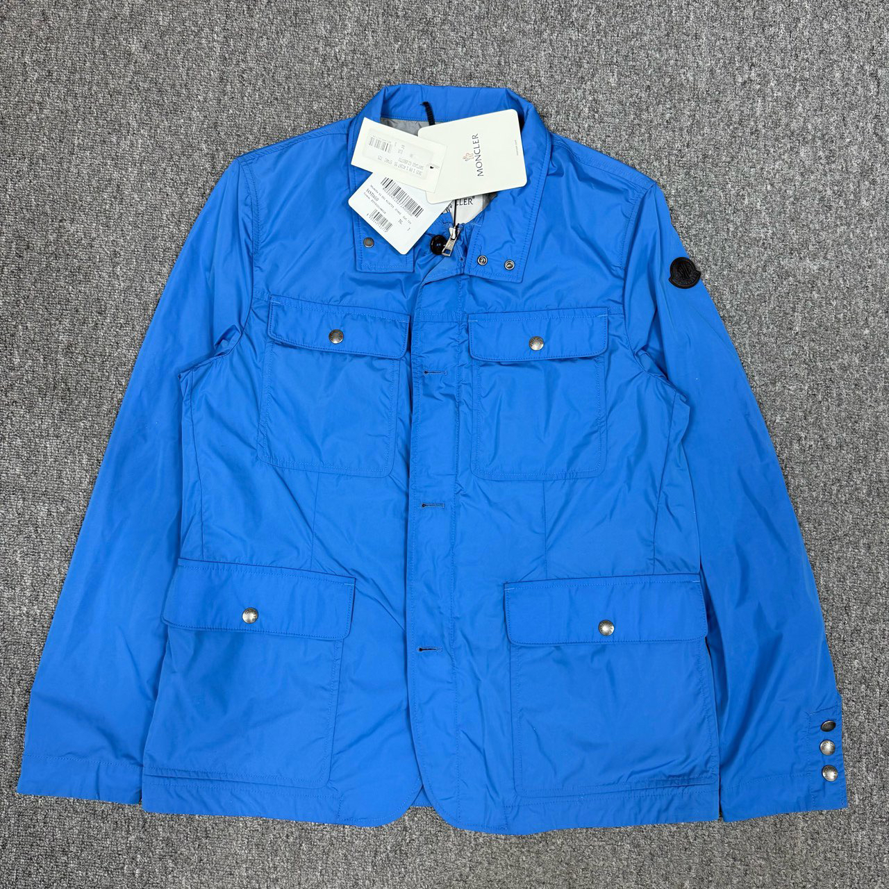 全新未使用 MONCLER 12917272 蒙口 蓝色手臂徽标logo夹克外套3码
