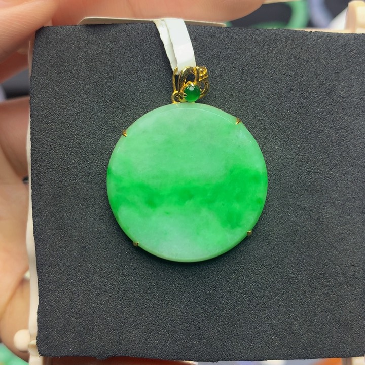 翡翠手链18K金镶嵌翡翠