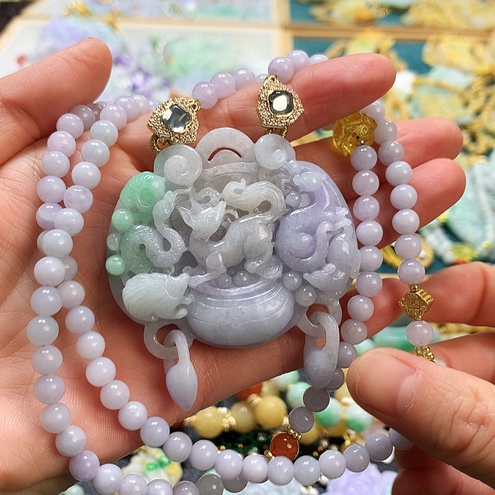 翡翠颈饰未镶嵌嘎*吊坠