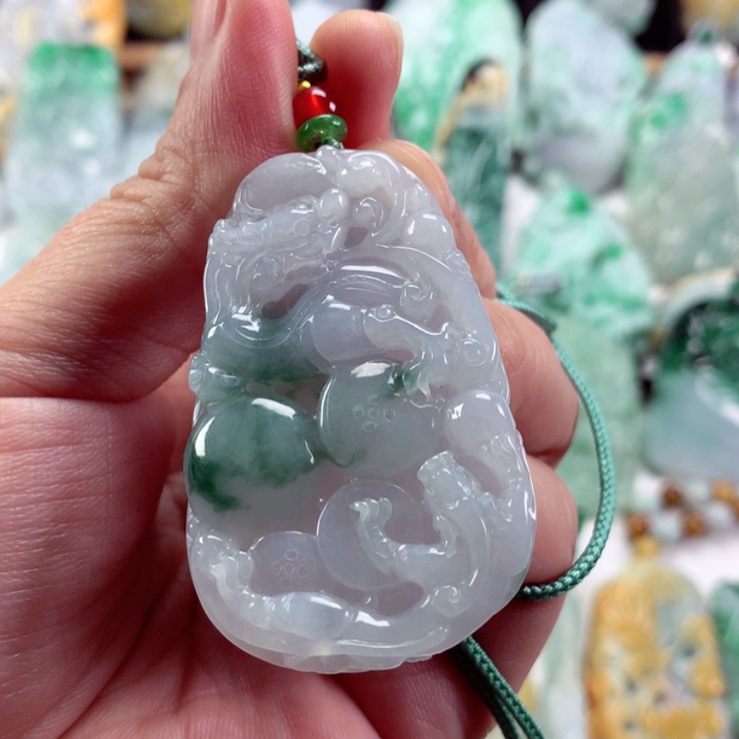 【闪购商品】翡翠吊坠(不含链)未镶嵌