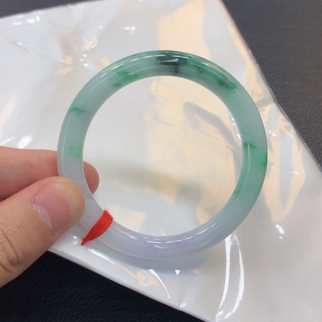 翡翠未镶嵌手镯翡翠