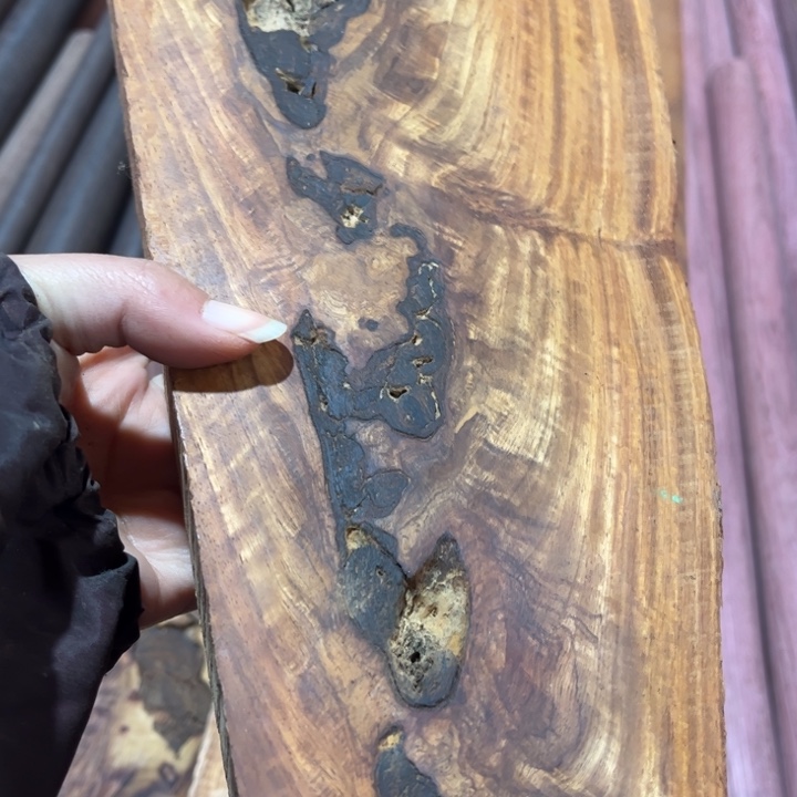 摩*王木料瑕疵不退不换