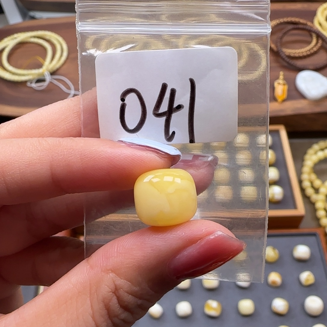 琥珀未镶嵌珠宝奇石12mm