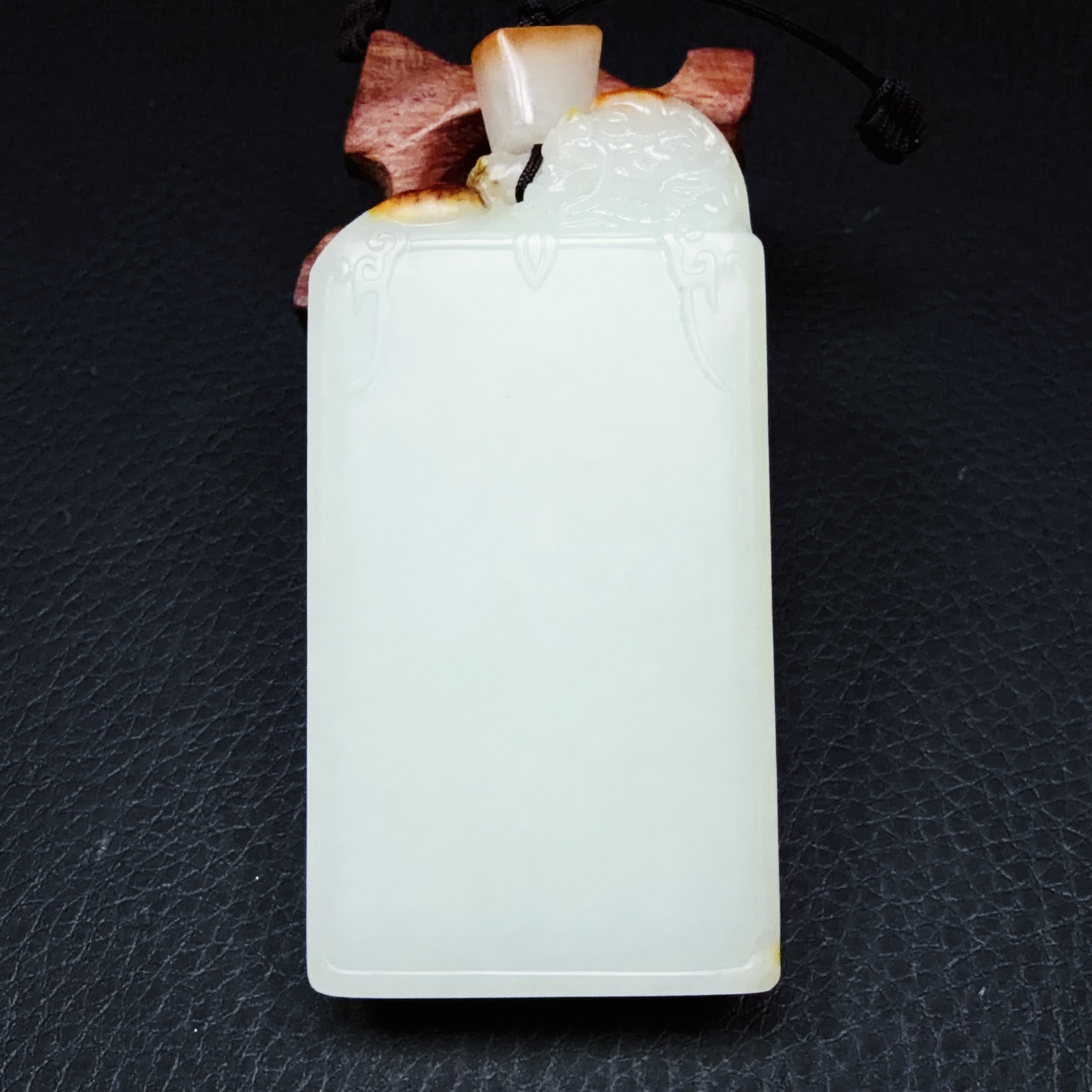 【伟伟鉴定】和田玉 新疆 籽 料  平安无事牌吊坠 68×34×12 精品