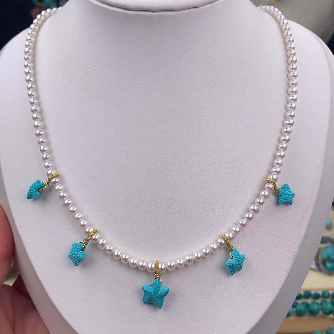 绿松石未镶嵌颈饰