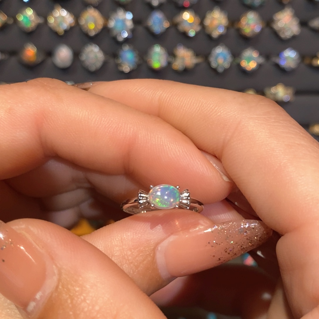 欧泊欧泊戒指银S925镶嵌