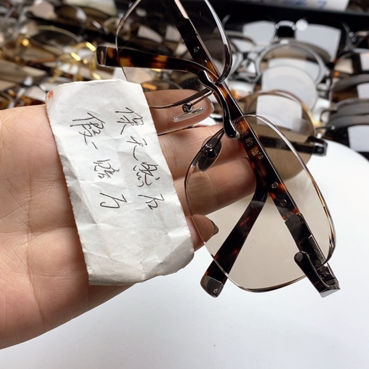 天然水晶石头眼镜方圆款