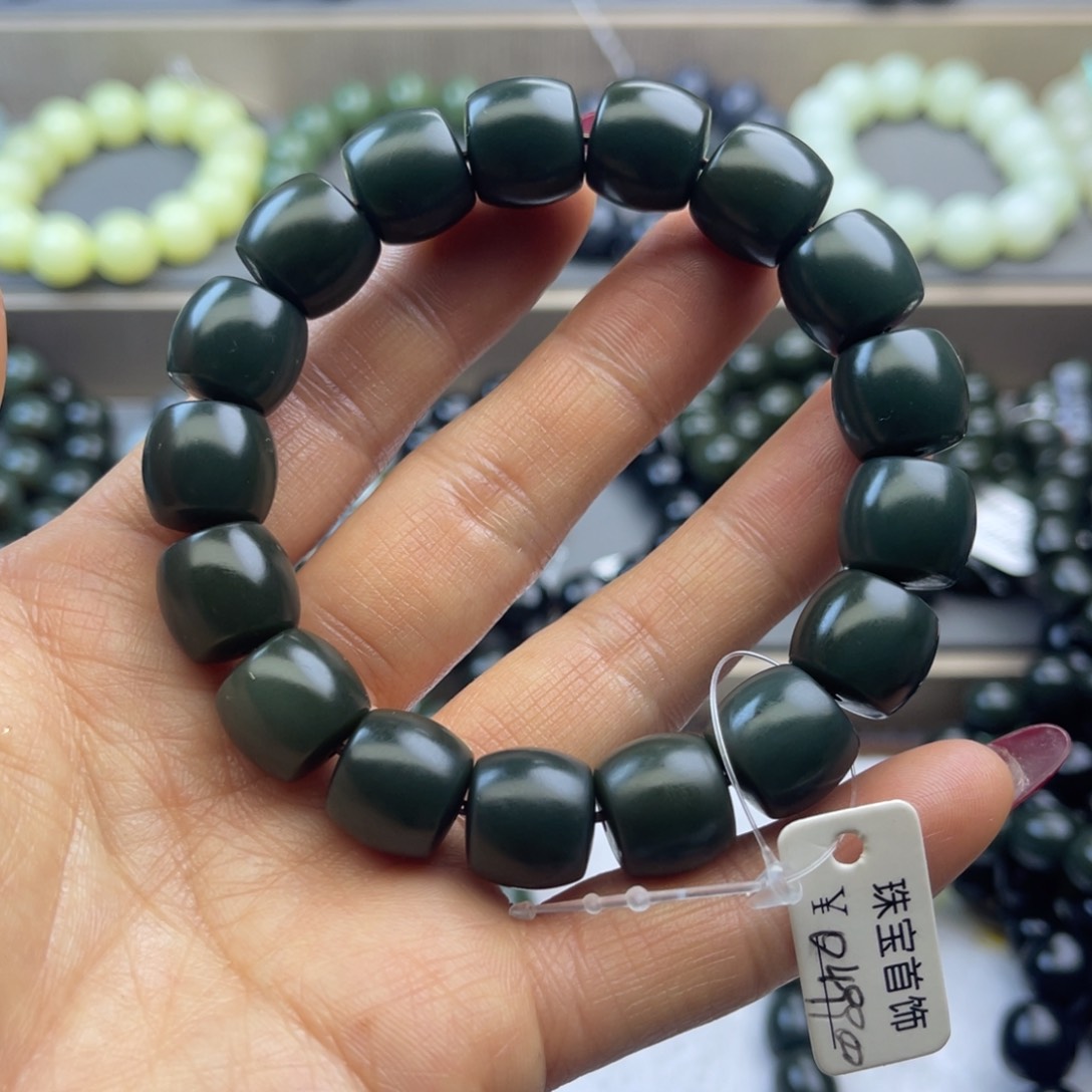 和田玉手链未镶嵌