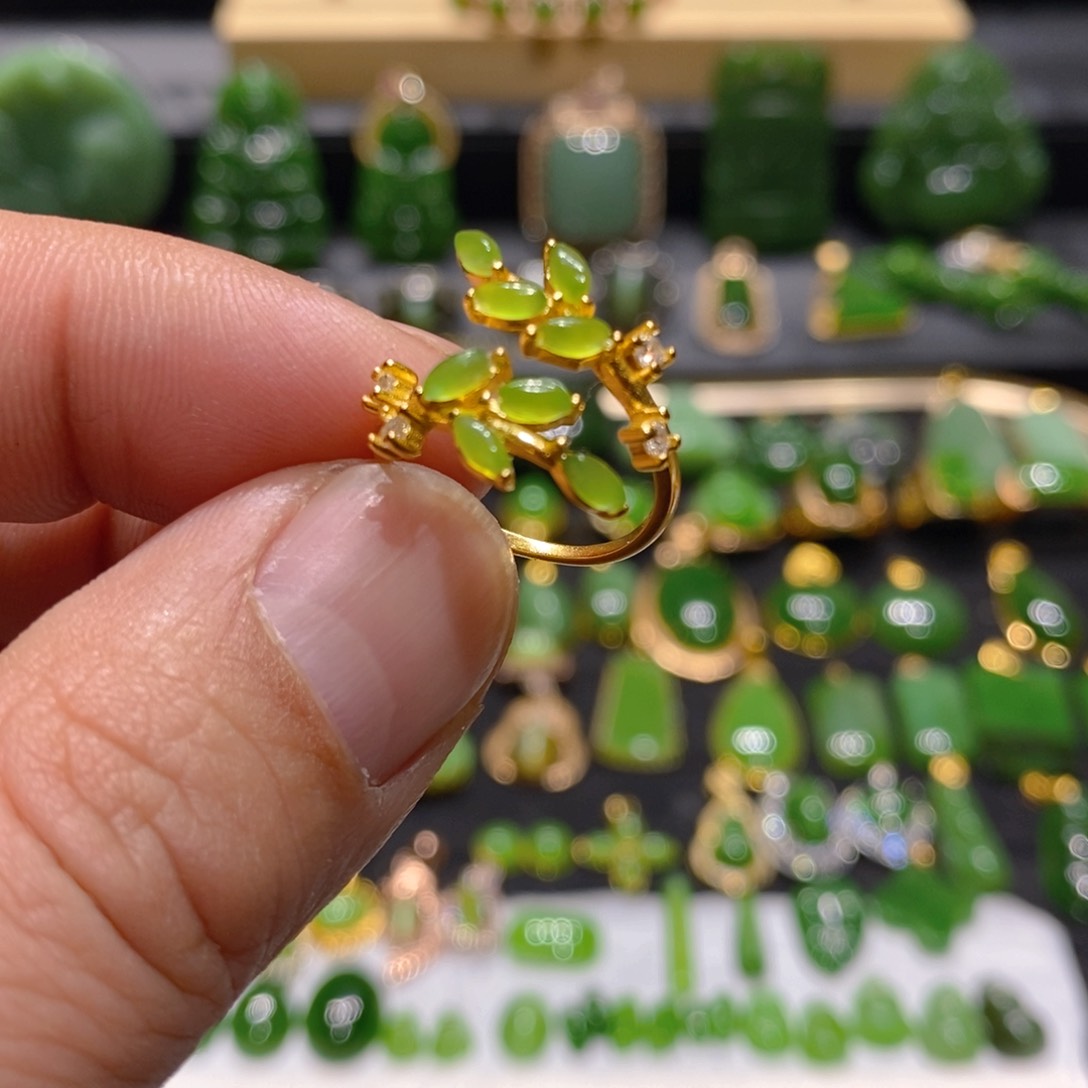 和田玉（碧玉）颈饰银S925镶嵌