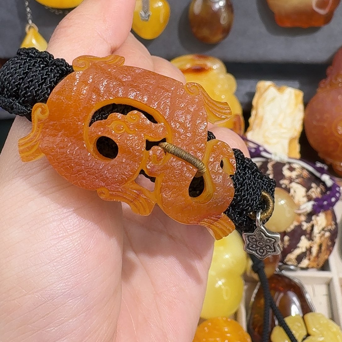 琥珀未镶嵌裸石我