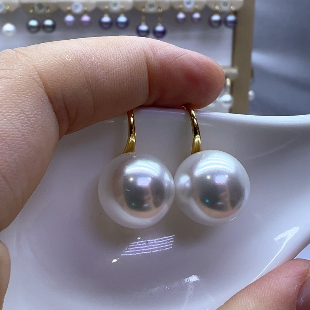 18K金镶嵌淡水珍珠耳饰