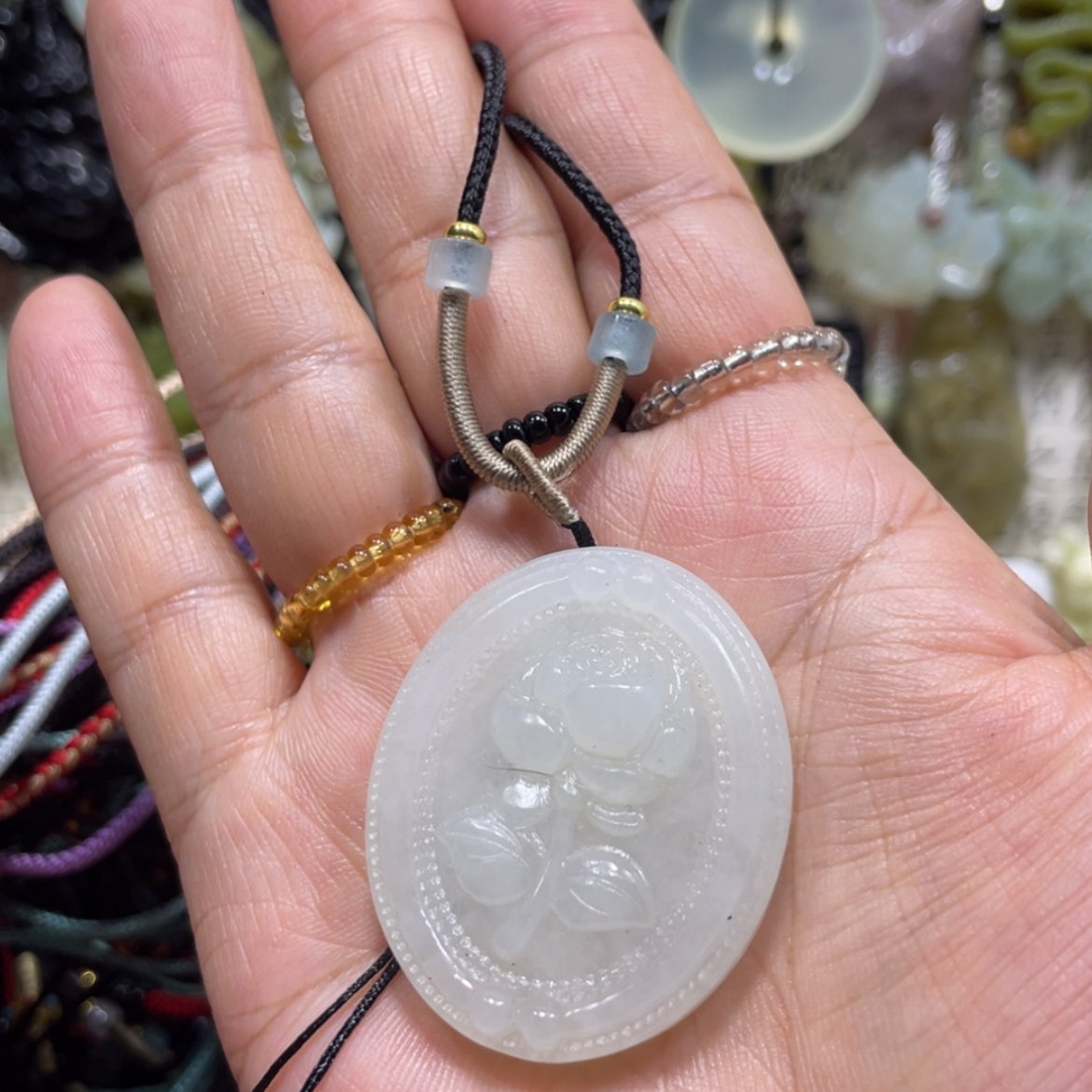 【闪购商品】岫玉颈饰未镶嵌100吊坠